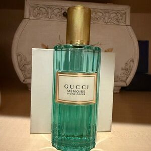 Gucci Mémoire d'une Odeur Perfume